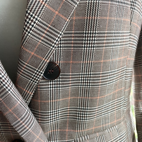 Brown Oversized Plaid Blazer - Picture 3 of 6